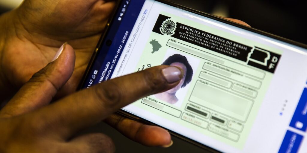 entidades-medicas-criticam-renovacao-de-cnh-sem-exame-de-aptidao